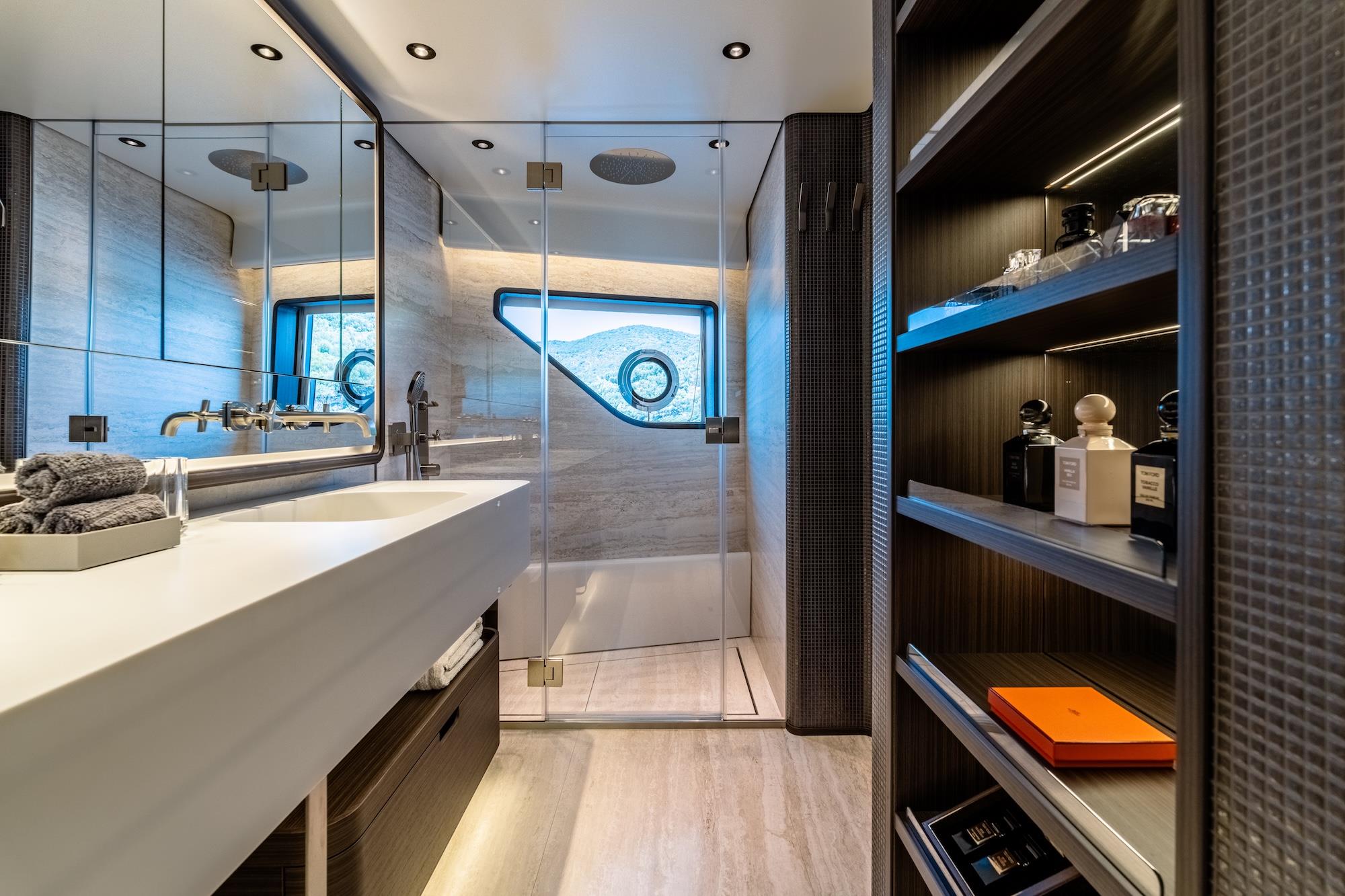 2024 CUSTOM LINE NAVETTA 30 